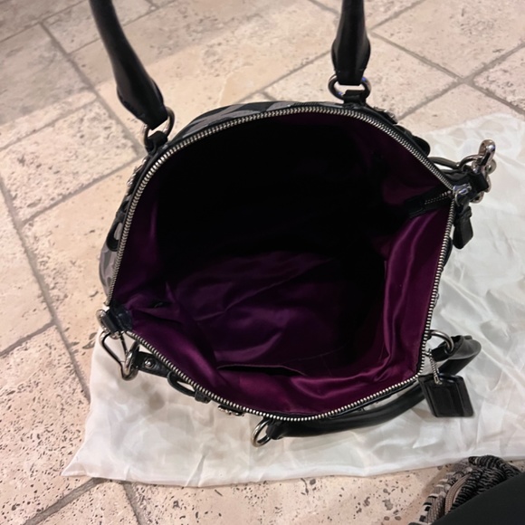 Purse - Picture 3 of 4